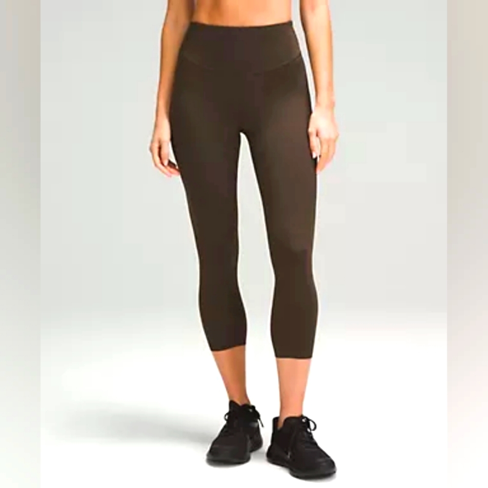 Lululemon Base Pace High-Rise Crop 23" size 12